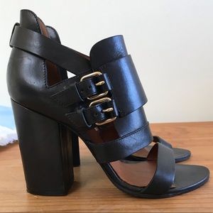 Givenchy sandals Sz 39 black leather straps buckle
